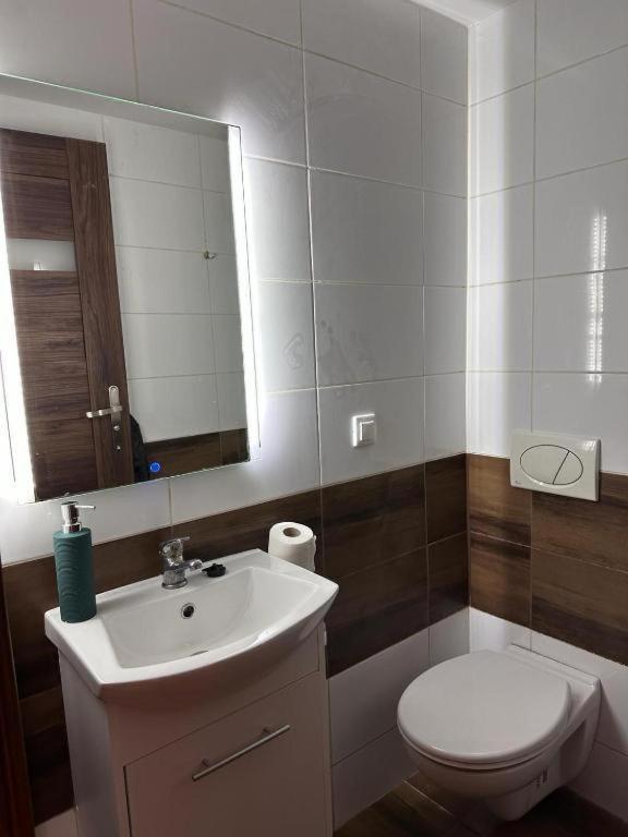 Apartament Golebia Plus Poznan Ngoại thất bức ảnh